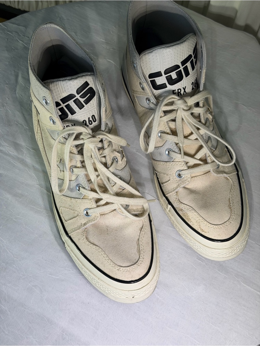 Converse Men’s Chuck 70 E260 High Top - Picture 1 of 6